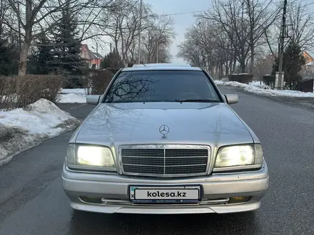 Mercedes-Benz C 280 1994 года за 3 400 000 тг. в Алматы – фото 2