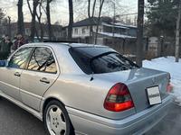 Mercedes-Benz C 280 1994 года за 3 600 000 тг. в Алматы