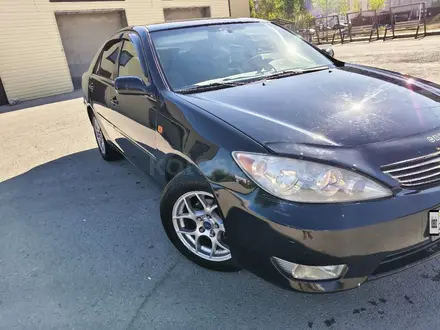Toyota Camry 2005 года за 4 300 000 тг. в Актобе – фото 3