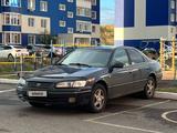 Toyota Camry 1998 года за 2 200 000 тг. в Усть-Каменогорск – фото 2