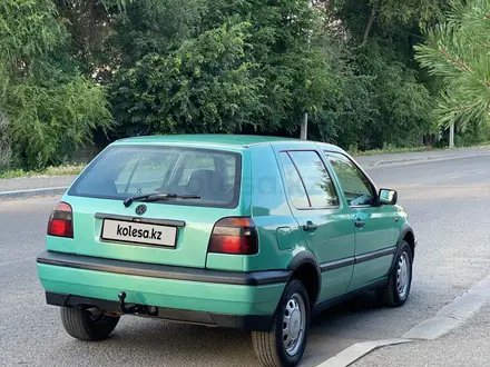 Volkswagen Golf 1995 года за 1 800 000 тг. в Талдыкорган – фото 9