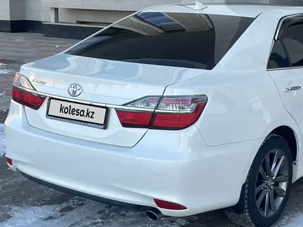 Toyota Camry 2018 года за 16 000 000 тг. в Алматы – фото 13