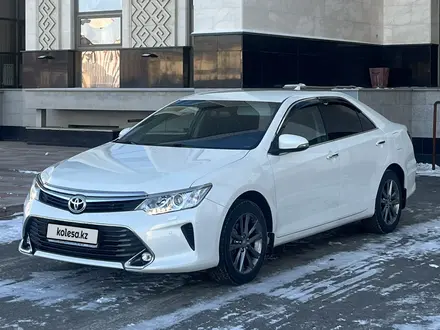 Toyota Camry 2018 года за 16 000 000 тг. в Алматы – фото 3