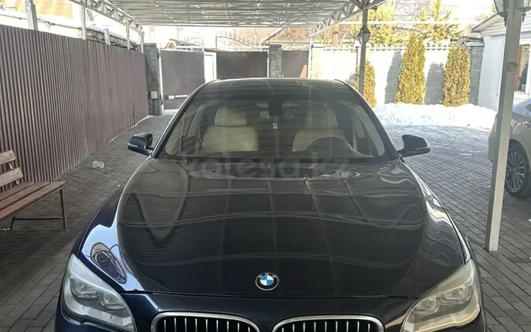 BMW 740 2014 годаfor13 000 000 тг. в Алматы