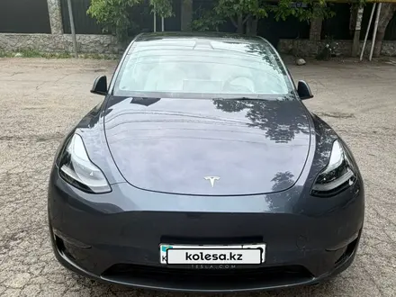Tesla Model Y 2022 года за 16 000 000 тг. в Алматы