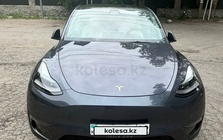 Tesla Model Y 2022 года за 16 000 000 тг. в Алматы