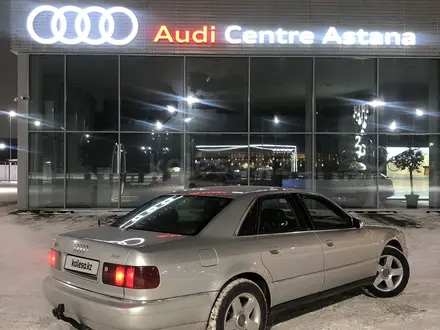 Audi A8 2000 года за 4 000 000 тг. в Астана – фото 2