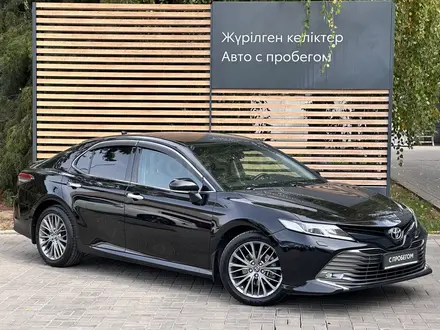 Toyota Camry Prestige 2018 года за 11 990 000 тг. в Алматы – фото 6