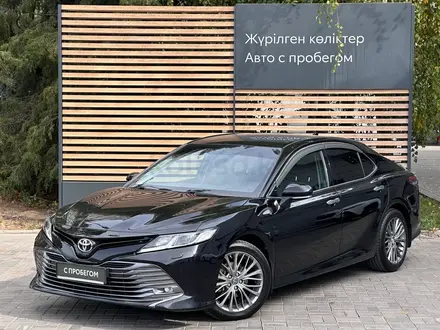 Toyota Camry Prestige 2018 года за 11 990 000 тг. в Алматы