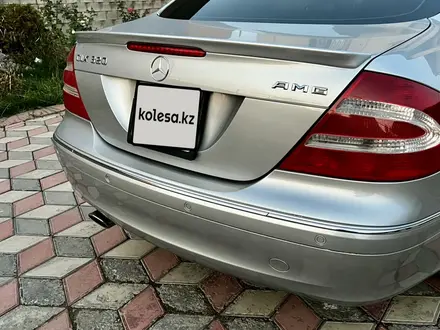 Mercedes-Benz CLK 320 2004 года за 6 150 000 тг. в Алматы – фото 17