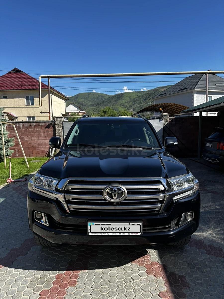 Toyota Land Cruiser 2015 г.