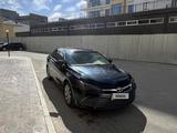 Toyota Camry 2017 года за 10 500 000 тг. в Актау – фото 2