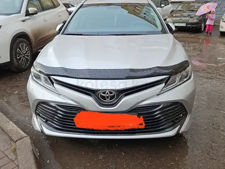 Toyota Camry 2020 года за 12 000 000 тг. в Астана – фото 2