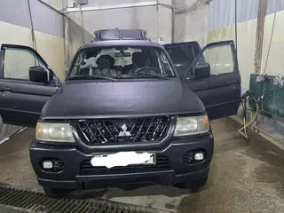 Mitsubishi Montero Sport, 2002