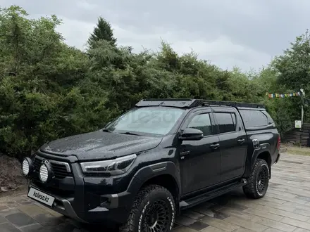 Toyota Hilux 2022 года за 31 000 000 тг. в Алматы