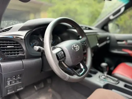 Toyota Hilux 2022 года за 31 000 000 тг. в Алматы – фото 9