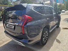 Mitsubishi Montero Sport, 2021