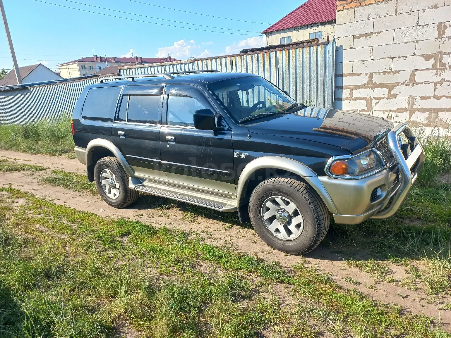 Mitsubishi Montero Sport, 2001