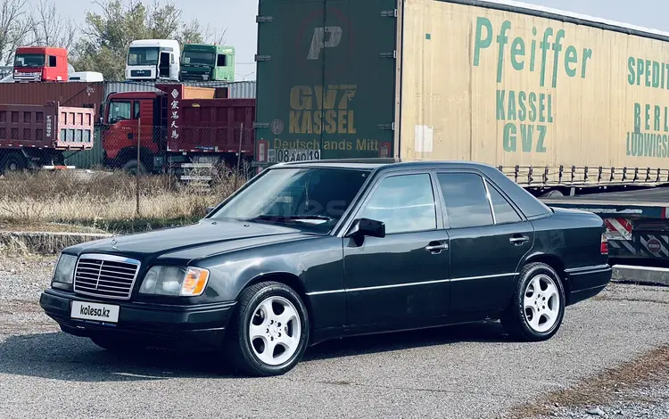 Mercedes-Benz E 280 1994 годаүшін2 200 000 тг. в Алматы