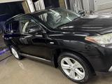 Toyota Highlander 2012 года за 13 000 000 тг. в Шу – фото 2