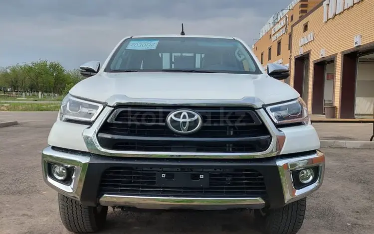 Toyota Hilux 2023 года за 19 800 000 тг. в Актобе