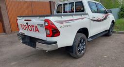 Toyota Hilux 2023 годаүшін19 800 000 тг. в Актобе – фото 4