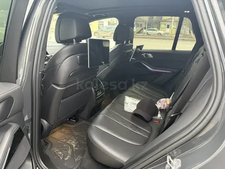 BMW X5 2021 года за 38 700 000 тг. в Костанай – фото 7