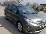 Toyota Sienna 2014 года за 12 700 000 тг. в Алматы – фото 3