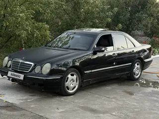 Mercedes-Benz E 280