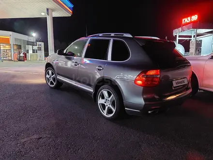 Porsche Cayenne 2007 года за 9 700 000 тг. в Алматы – фото 2