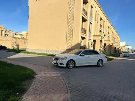 Mercedes-Benz E 300 2010 года за 9 800 000 тг. в Туркестан – фото 11