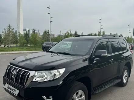 Toyota Land Cruiser Prado 2018 года за 20 700 000 тг. в Астана – фото 2