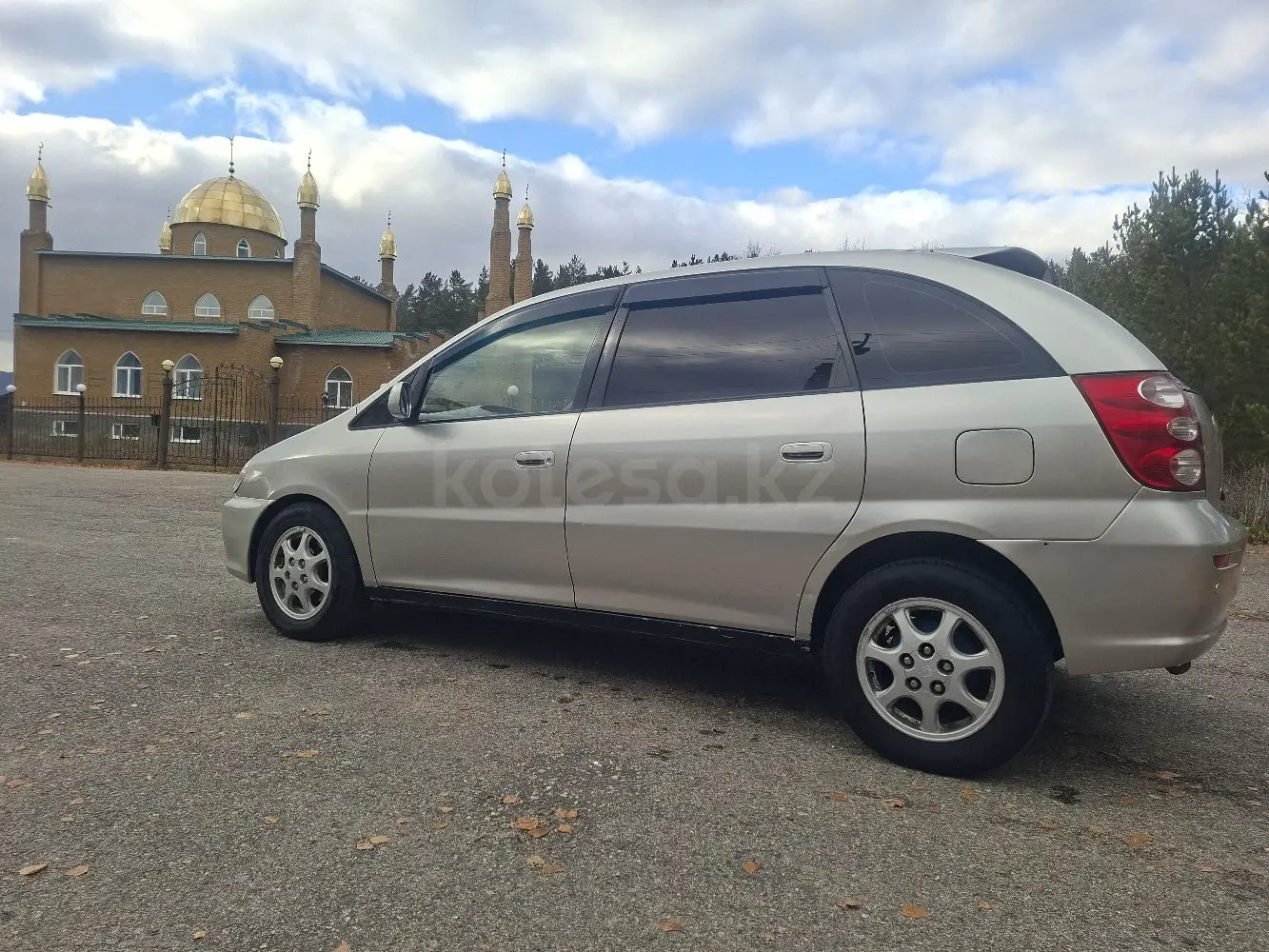 Toyota Nadia, 1999