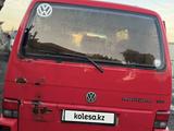 Volkswagen Multivan 1996 годаүшін4 100 000 тг. в Караганда – фото 4