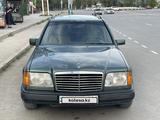 Mercedes-Benz E 220 1995 года за 2 300 000 тг. в Кызылорда – фото 2