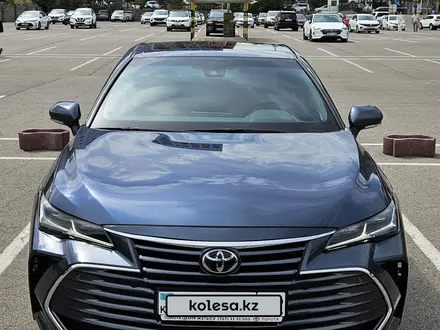 Toyota Avalon 2022 года за 29 999 999 тг. в Алматы – фото 8