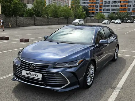 Toyota Avalon 2022 года за 29 999 999 тг. в Алматы – фото 35