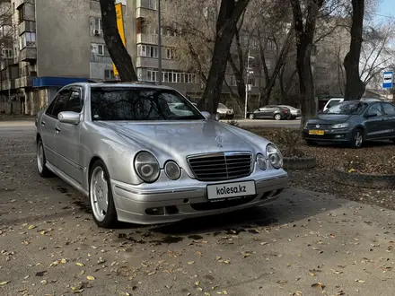 Mercedes-Benz E 280 1996 года за 3 000 000 тг. в Алматы