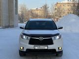 Toyota Highlander 2015 годаүшін15 200 000 тг. в Астана – фото 2