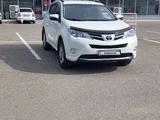 Toyota RAV4 2015 года за 9 500 000 тг. в Уральск