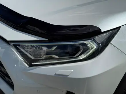 Toyota RAV4 2020 года за 16 000 000 тг. в Астана – фото 2