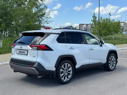 Toyota RAV4 2020 года за 16 000 000 тг. в Астана – фото 9