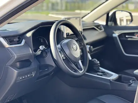 Toyota RAV4 2020 года за 16 000 000 тг. в Астана – фото 15