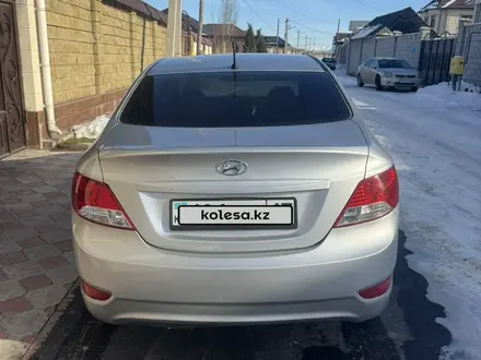 Hyundai Accent 2014 года за 5 300 000 тг. в Шымкент – фото 2