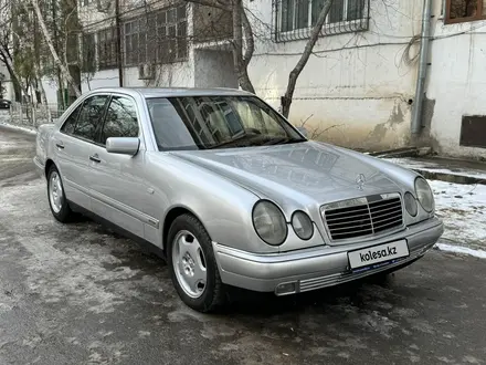 Mercedes-Benz E 280 1996 года за 3 250 000 тг. в Тараз – фото 4