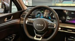 Kia K5 Luxe 2026 года за 13 490 000 тг. в Алматы – фото 5
