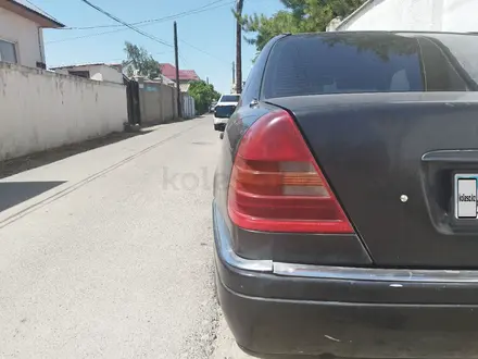 Mercedes-Benz C 180 1994 года за 1 300 000 тг. в Тараз – фото 4