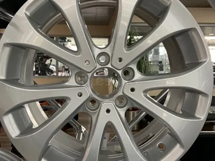 Легкосплавный колесный диск Mercedes за 44 878 тг. в Алматы