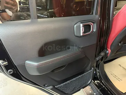 Jeep Wrangler Rubicon 392 2024 года за 49 900 000 тг. в Алматы – фото 18