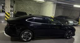 Hyundai Sonata 2025 годаүшін13 600 000 тг. в Алматы – фото 3